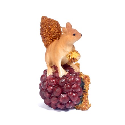 Белка на ягоде Керамика/Янтарь купить в Улан-Удэ