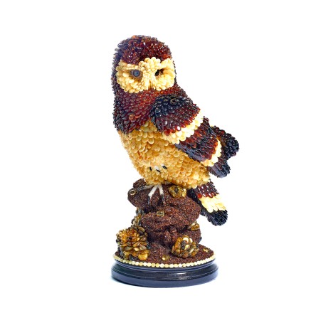 Статуэтка &quot;Вещая Сова&quot; на подставке из Янтаря и полистоуна купить