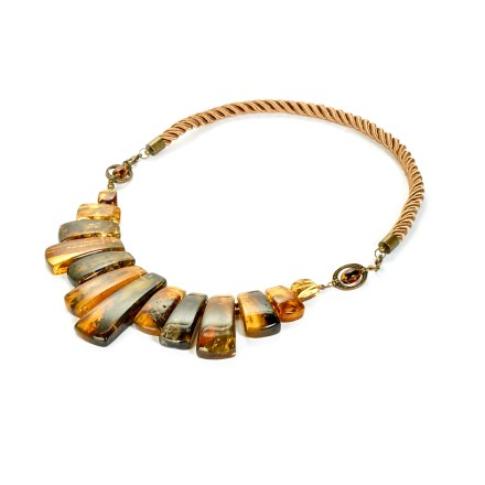 Колье &quot;Пластина&quot; из Янтаря на шелковом шнуре купить